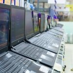 Продажи ноутбуков в России с начала года выросли почти на 30%